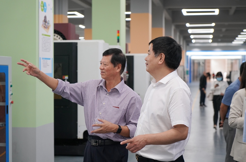 1635413381463063.jpg 5.jpg